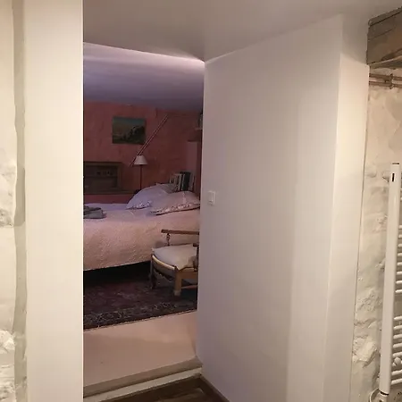 펜션 Mymoustiers 무스티에생마리