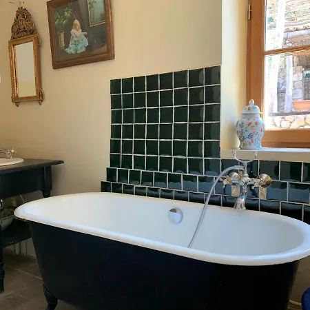 Mymoustiers 펜션 무스티에생마리