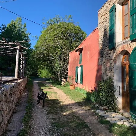 Mymoustiers Vakantiehuis *