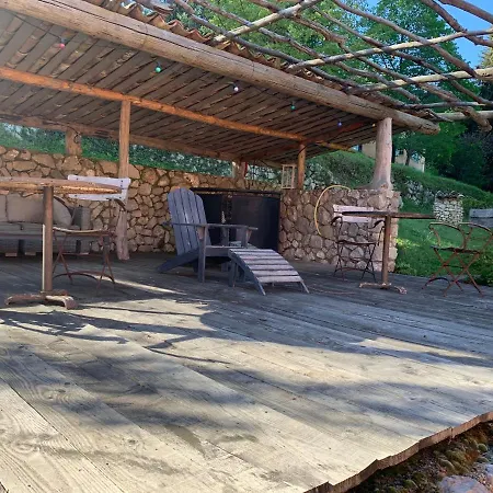 Mymoustiers Casa vacanze