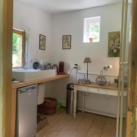 Mymoustiers Holiday home *