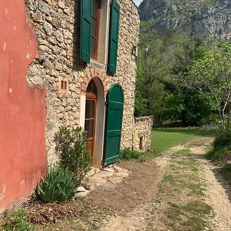 Mymoustiers